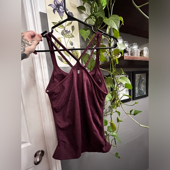 Sweaty Betty Activewear strappy tank top - Picture 2 of 5